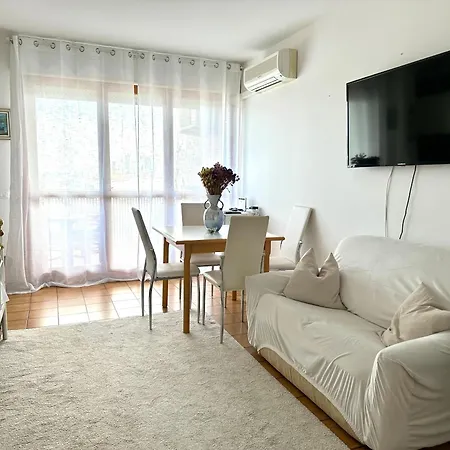 Apartment Marina Bay View Bevazzana